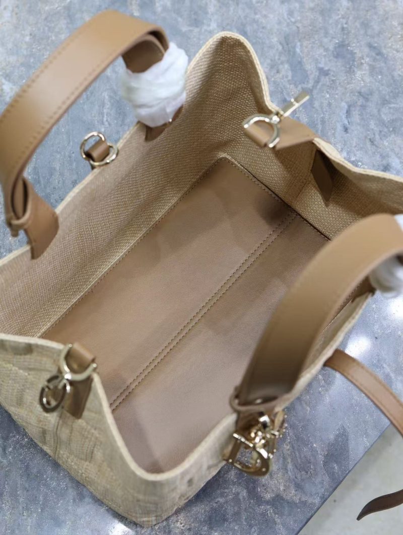 CD Toujours Medium Tote Bag 28cm Brown Coconut Fiber Weaving Paired with Cowhide