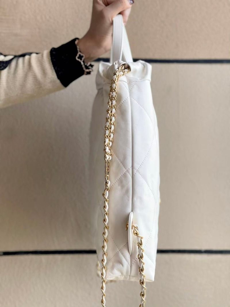 CC 2025 Backpack 34cm White Soft Calfskin 335088