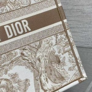 CD 2025 Book Tote 41cm Bag Brown White Canvas