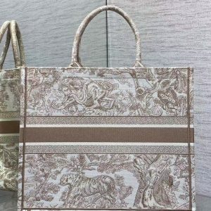 CD 2025 Book Tote 41cm Bag Brown White Canvas