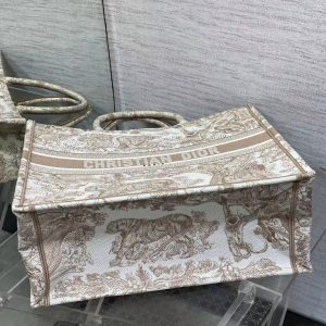 CD 2025 Book Tote 41cm Bag Brown White Canvas