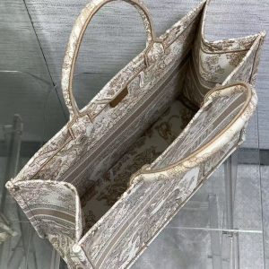 CD 2025 Book Tote 41cm Bag Brown White Canvas