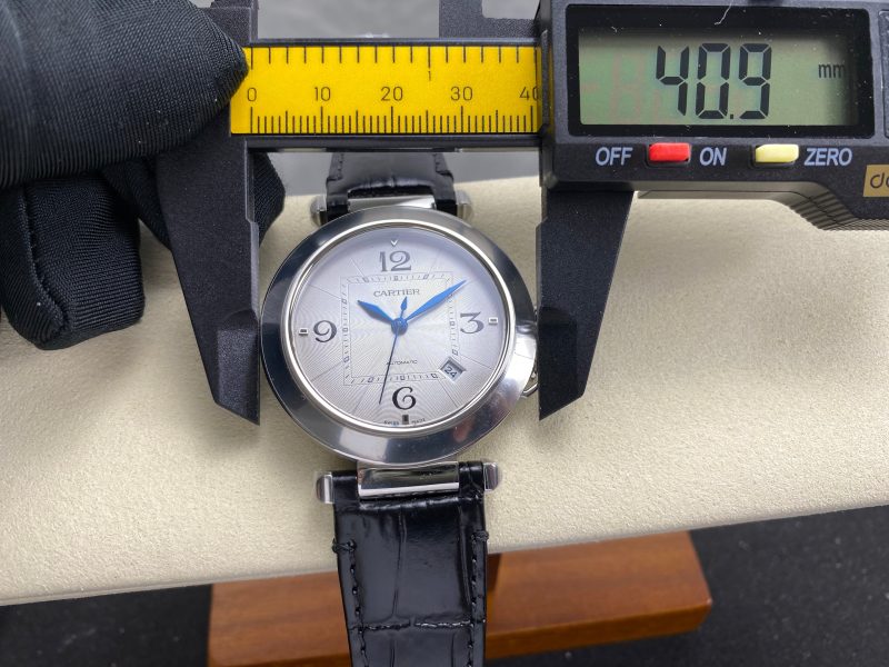 Pasha 41 mm mechanical silver white dial black leather