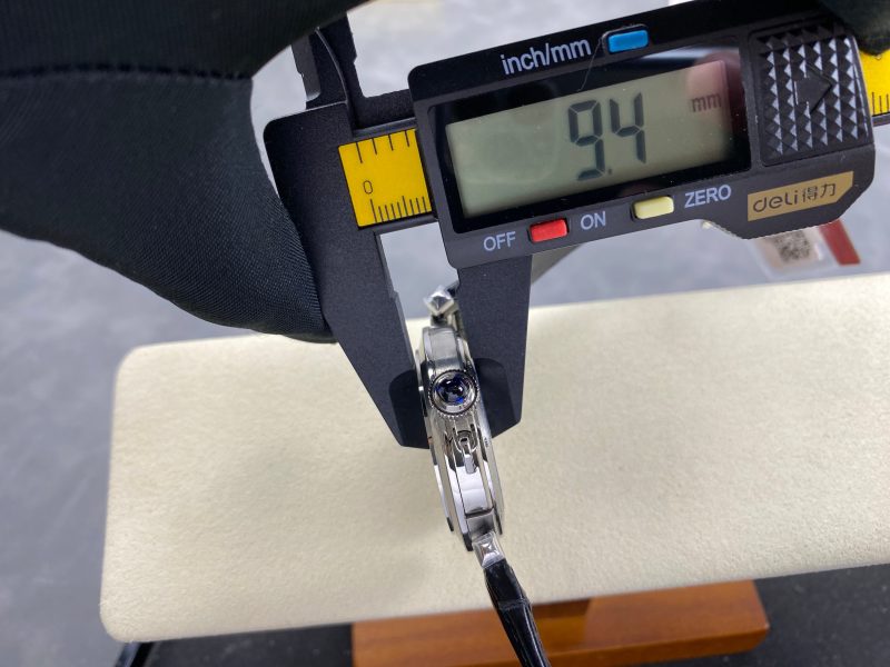 Pasha 41 mm mechanical silver white dial black leather