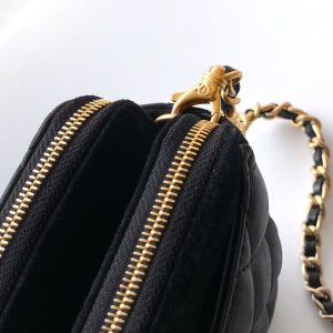 CC 25A Touch Phone Holder Bag 17.5cm with Chain Black Lamskin