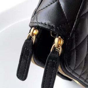 CC 25A Touch Phone Holder Bag 17.5cm with Chain Black Lamskin