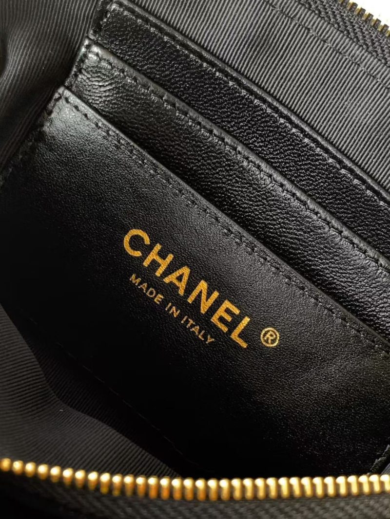 CC 25A Touch Phone Holder Bag 17.5cm with Chain Black Lamskin