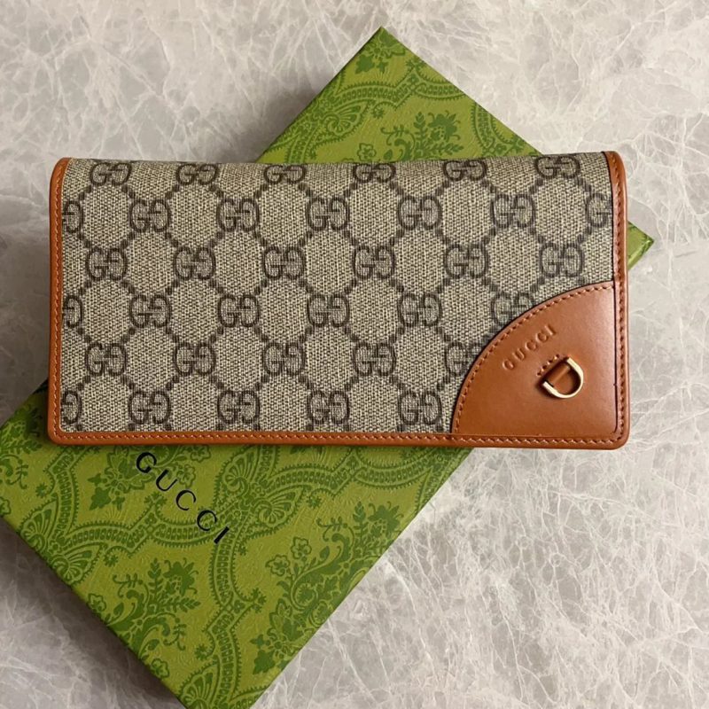 Image_20260212152843 Gucci 2026 Emblem 19cm Brown Ebony Leather Canvas