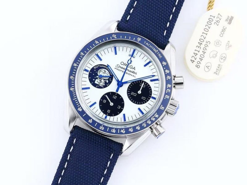 SPEEDMASTER APOLO BLUE WHITE SNOOPY