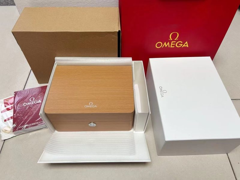 Omega Box