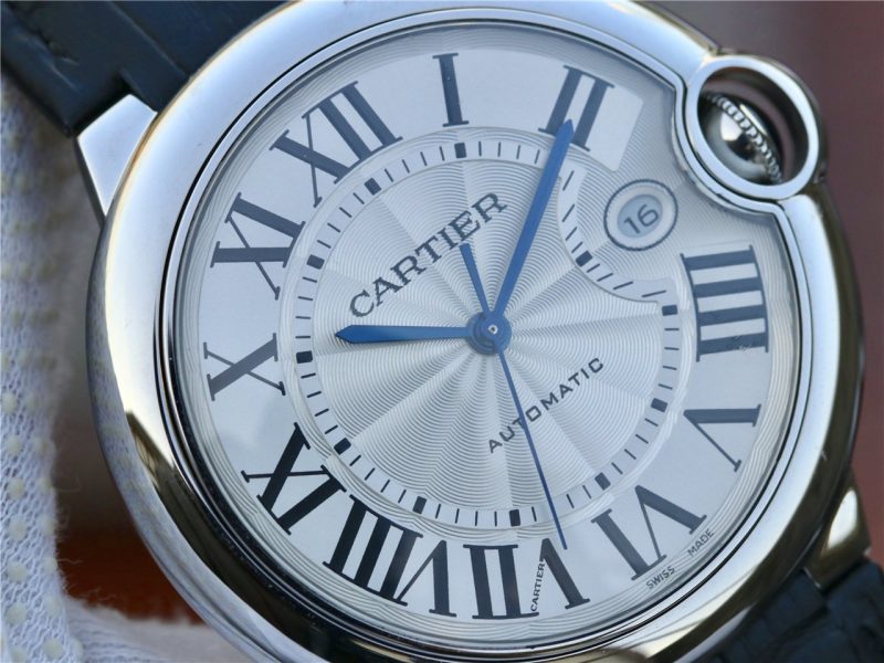 WeChatImage_20210515152326 BALLON BLEU DATE 42 SILVER DIAL BLACK BRACELET