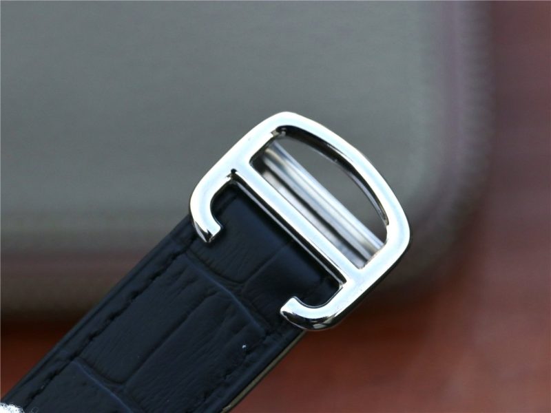 WeChatImage_20210515152341 BALLON BLEU DATE 42 SILVER DIAL BLACK BRACELET