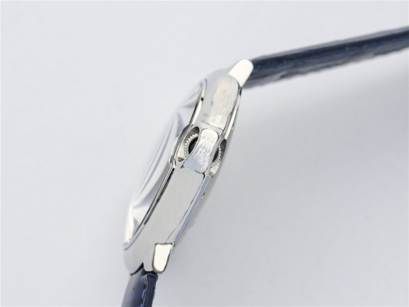 BALLON BLEU 42 BLUE DIAL LEATHER BRACELET