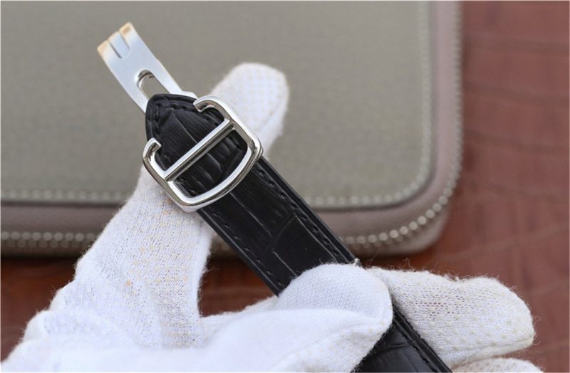 WeChatImage_20210515161530 DRIVE DE CARTIER WHITE DIAL MOONPHASE