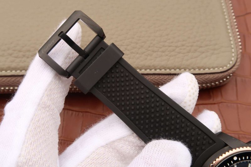 WeChatImage_20210616215534 CALIBRE DIVER 42 AUTOMATIC BLACK CASE BLACK DIAL