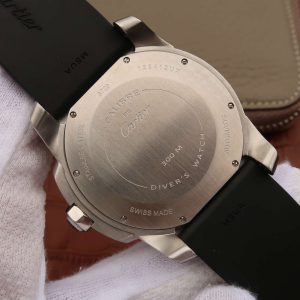 WeChatImage_20210616215856 CALIBRE DIVER 42 AUTOMATIC STEEL CASE BLACK DIAL