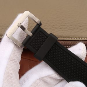 WeChatImage_20210616215858 CALIBRE DIVER 42 AUTOMATIC STEEL CASE BLACK DIAL