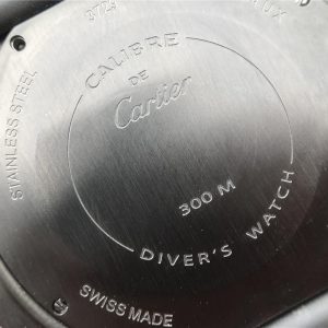 WeChatImage_20210616220000 CALIBRE DIVER 42 AUTOMATIC BLACK CASE STEEL BEZEL