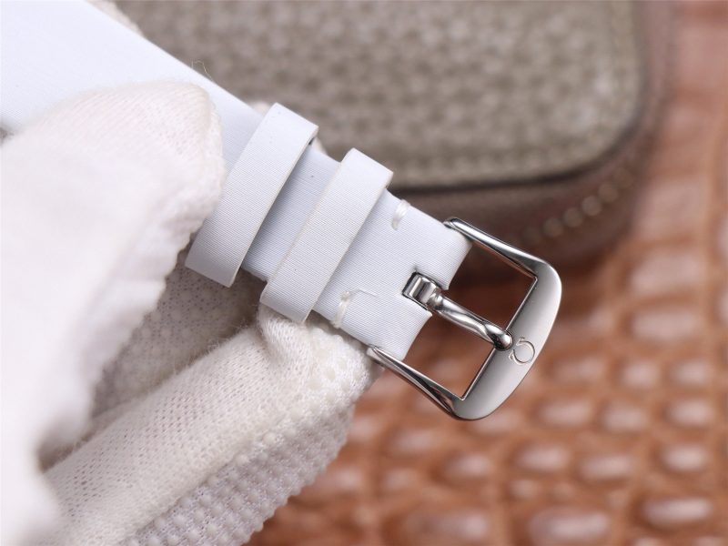 WeChatImage_20210628005913_e652e11f-14e7-407b-bcf9-b13c26defa7f DE VILLE PRESTIGE 32 STEEL WHITE DIAL