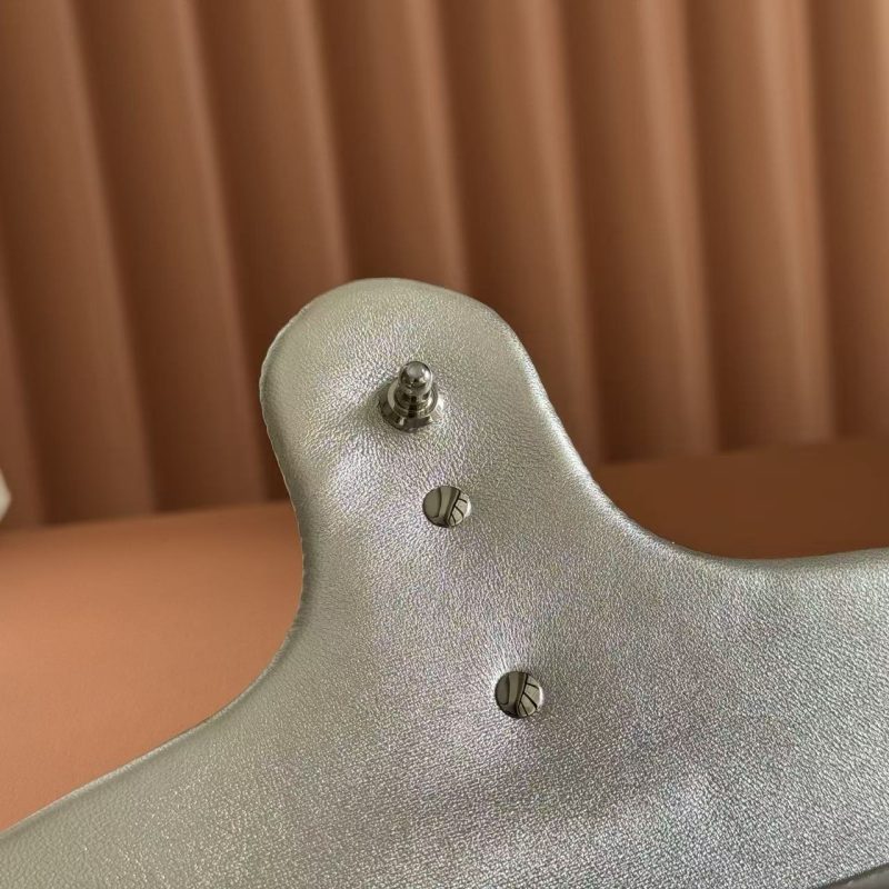 f4504ceac89619a877306b65b28a2aad GG Marmont Small Shoulder Bag Metallic Silver Leather