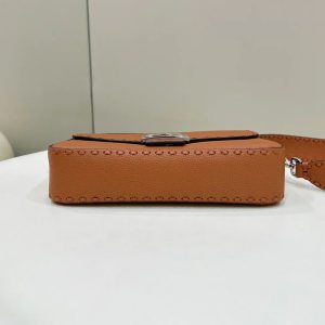 BAGUETTE 27CM BROWN CALFSKIN SILVER HARDWARE