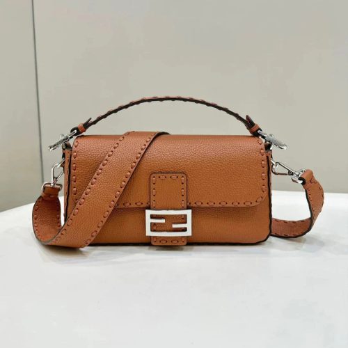 image_fb296312-7eae-41cb-9b21-ff7f508cf6cf BAGUETTE 27CM BROWN CALFSKIN SILVER HARDWARE