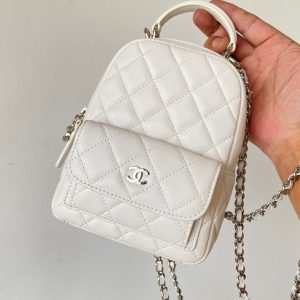 Chanel 25 Backpack 18cm White Caviar Leather
