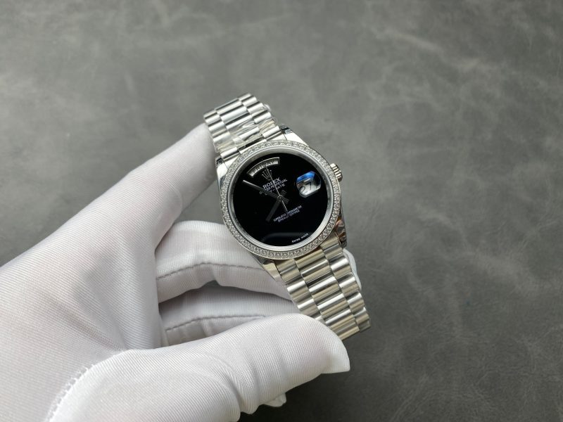 Rolex Day-Date 36mm Silver Black Dial