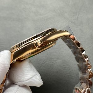 Rolex Day-Date 40mm Pink Gold Black Dial