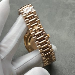 Rolex Day-Date 40mm Pink Gold Black Dial