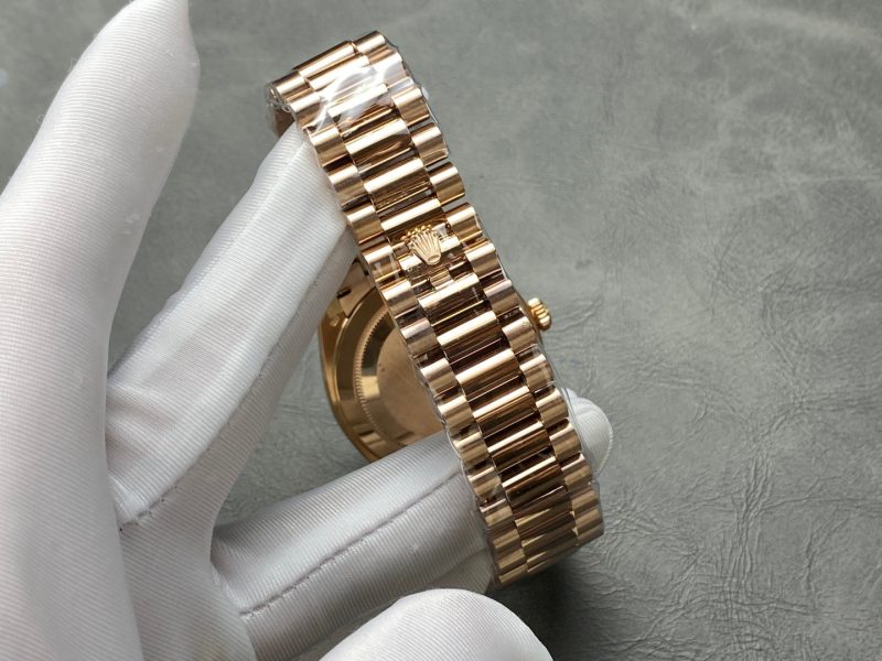 Rolex Day-Date 40mm Pink Gold Black Dial