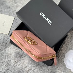 CC 19 Quilted Zipper Coin Purse Pink Gold-Tone Sheepskin 242796