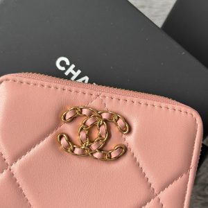 CC 19 Quilted Zipper Coin Purse Pink Gold-Tone Sheepskin 242796