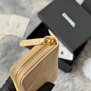 CC 19 Quilted Zipper Coin Purse Beige Gold-Tone Sheepskin 242798