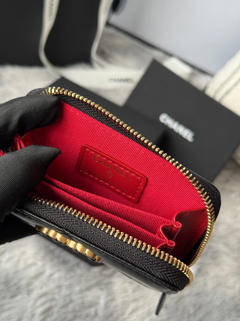 CC 19 Quilted Zipper Coin Purse Black Gold-Tone Sheepskin 242800