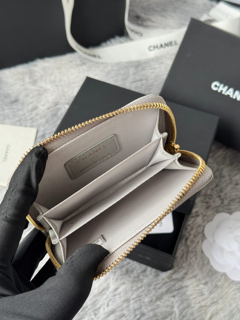 CC 19 Quilted Zipper Coin Purse Gray Gold-Tone Sheepskin 242802