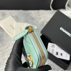 CC 19 Quilted Zipper Coin Purse Mint Green Gold-Tone Sheepskin 242804