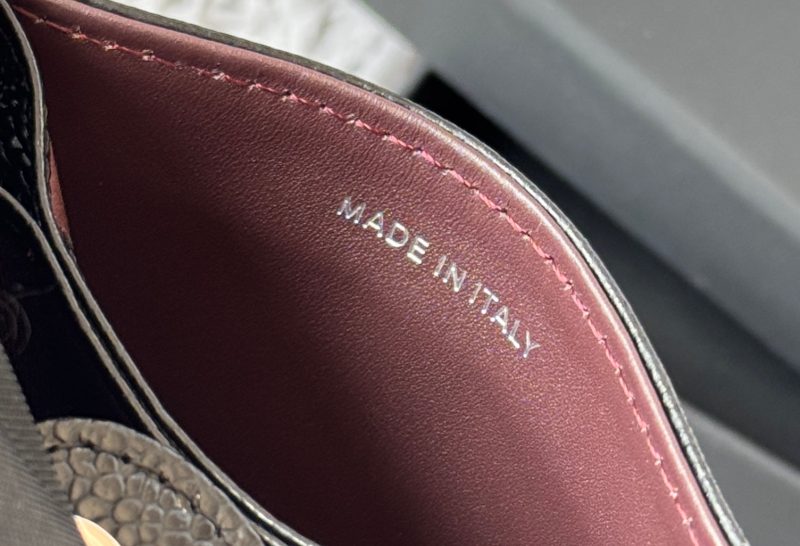 CC Accordion Card Holder Black Sliver-tone Metal Caviar 242646