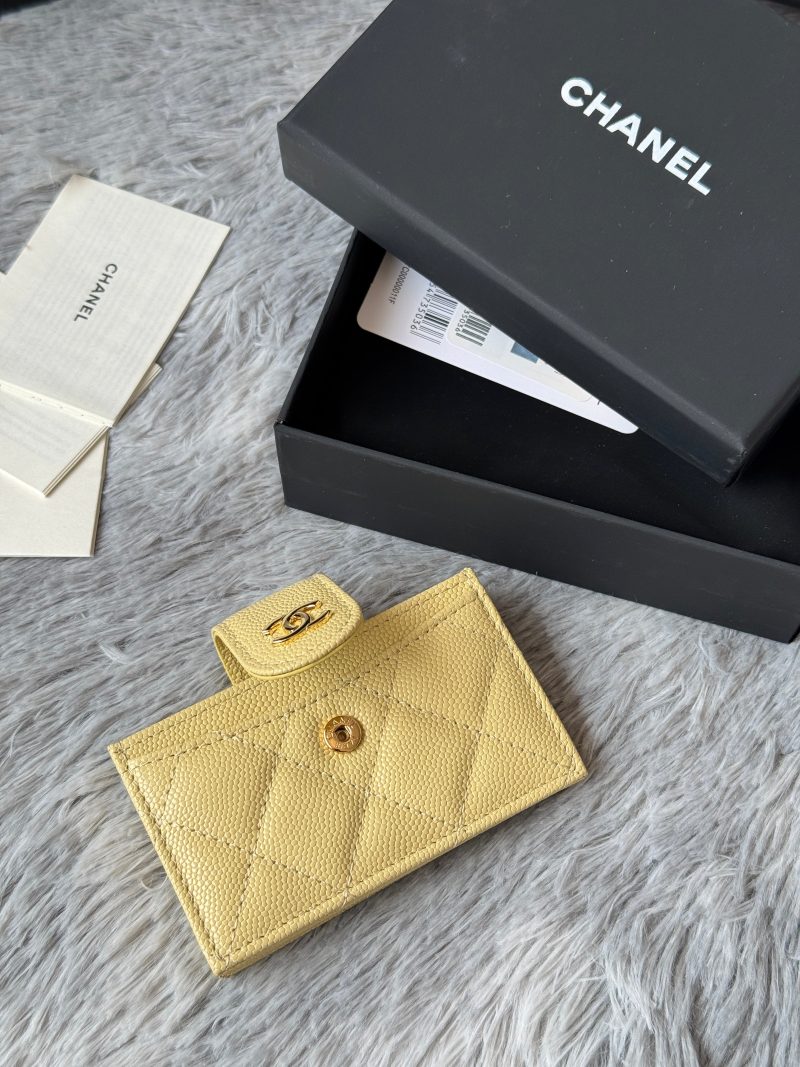 CC Accordion Card Holder Yellow Gold-tone Metal Caviar 242665