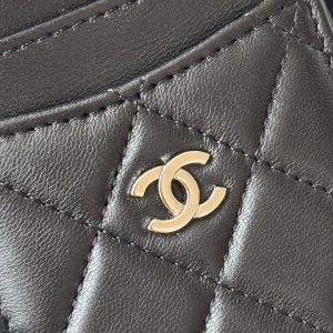 CC Carld Holder Black Sliver-tone Metal Lamskin 242674