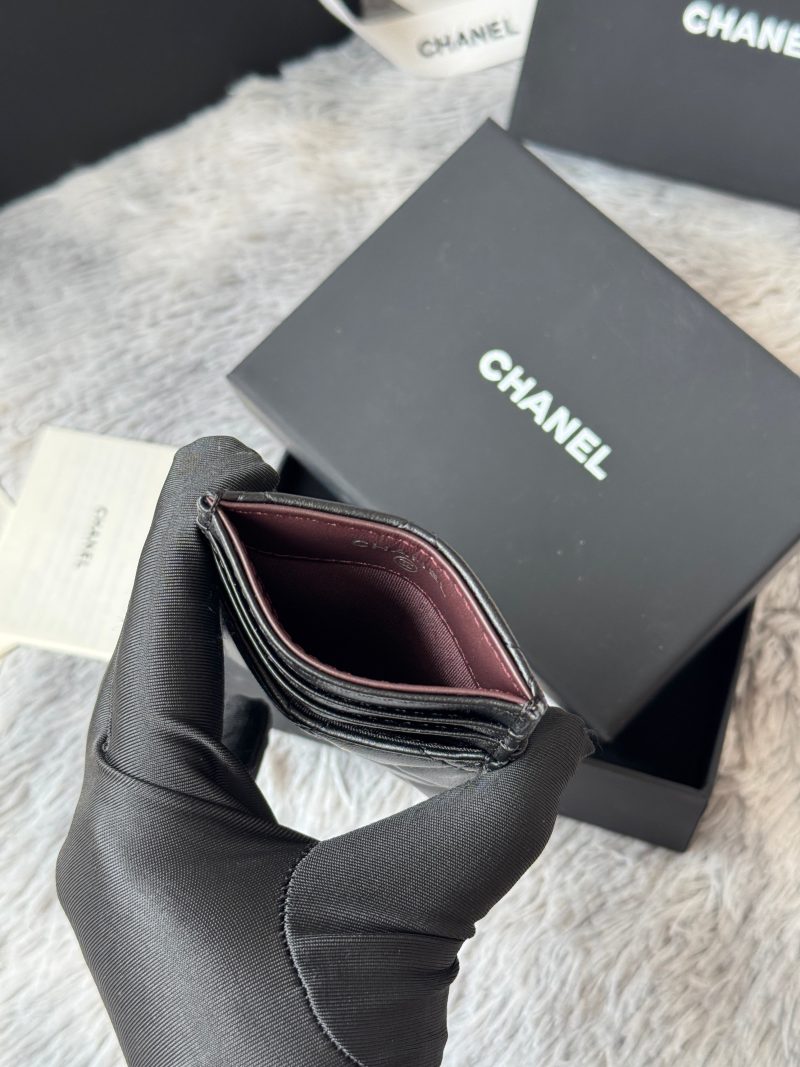 CC Carld Holder Black Sliver-tone Metal Lamskin 242674