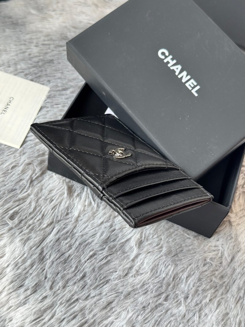 CC Carld Holder Black Sliver-tone Metal Lamskin 242674