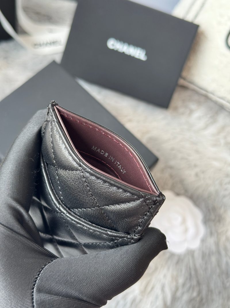 CC Carld Holder Black Sliver-tone Metal Lamskin 242674