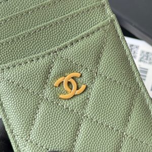 CC Carld Holder Olive Green Grain Calfskin 242696