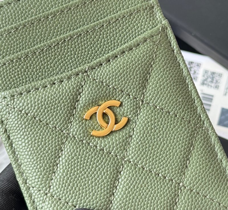 CC Carld Holder Olive Green Grain Calfskin 242696