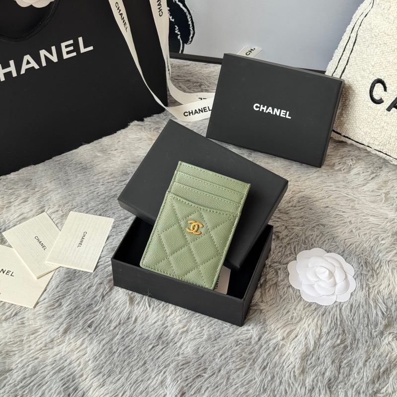 CC Carld Holder Olive Green Grain Calfskin 242696