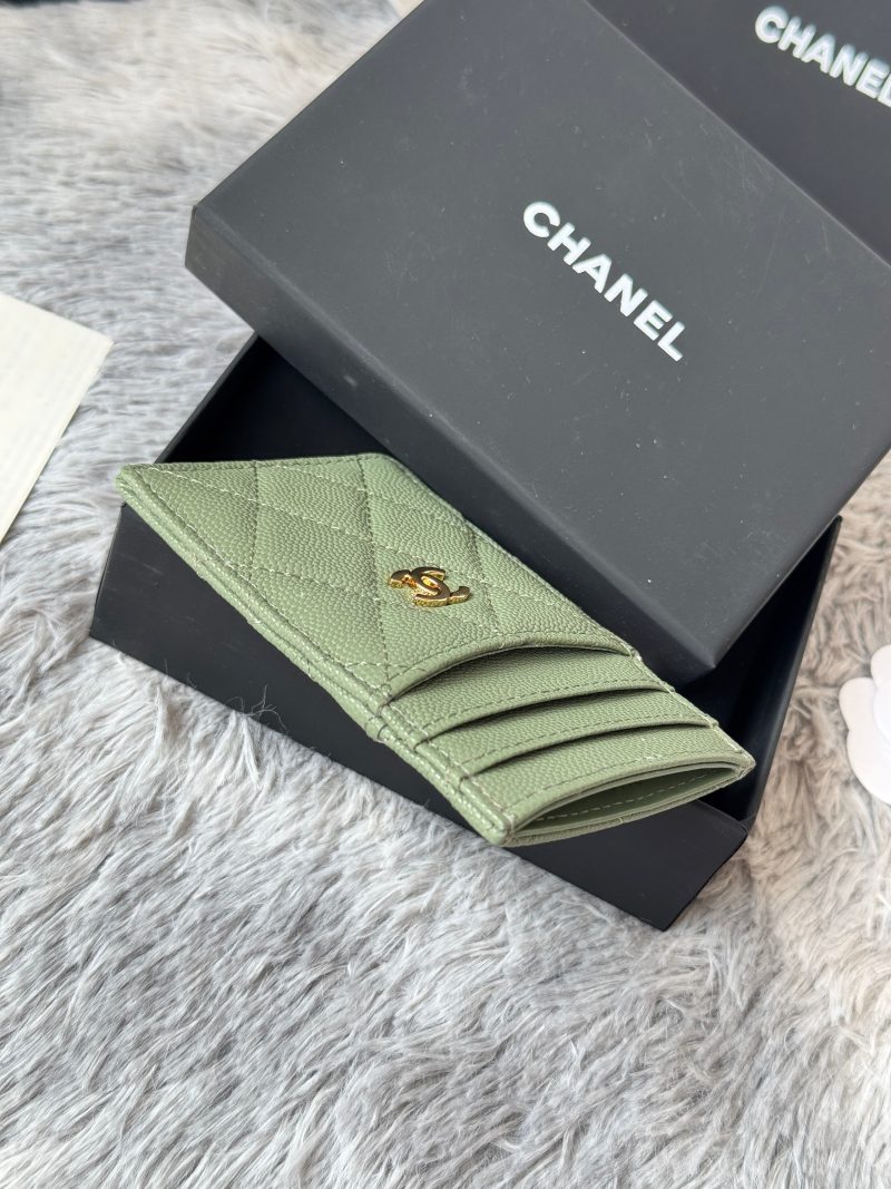 CC Carld Holder Olive Green Grain Calfskin 242696