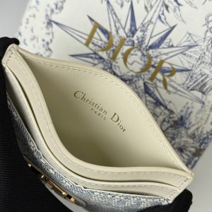 CD 30 Montaigne Freesia Card Holder 10cm White Grey Jacquard