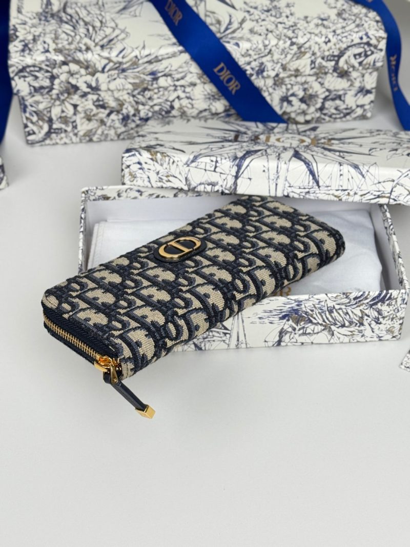 CD 30 Montaigne Voyageur Slim 19.5cm Blue Jacquard 258610