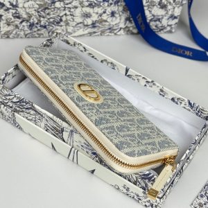 CD 30 Montaigne Voyageur Slim 19.5cm White Grey Jacquard 258608